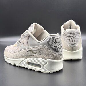 Wmns Nike Air Max 90 Suede 'Cobblestone'